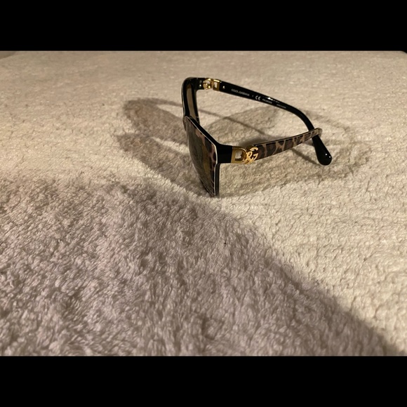 Dolce & Gabbana Print Sunglasses - Picture 3 of 7